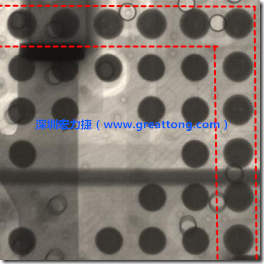 BGA錫球尺寸小于0.4mm，采用降低BGA內圍襲球的錫膏量所得到X-Ray，稍微留意一下可以發(fā)現(xiàn)最外圈的錫量(圓的直徑)比其他內圍的錫球上的錫量來得多一點點。也就是外圈的黑色圓形直徑比內圈的圓形來得大一點點。